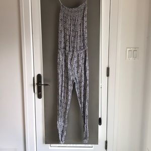 Zara Pants - Strapless Zara violet flower playsuit Zara Pants - Strapless Zara violet flower playsuit